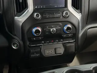 GMC Sierra 2500HD 2020 4x4 SLE 4dr Crew Cab SB