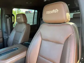 Chevrolet Suburban 2021 4x4 High Country 4dr SUV