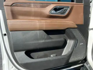 Chevrolet Suburban 2021 4x4 High Country 4dr SUV