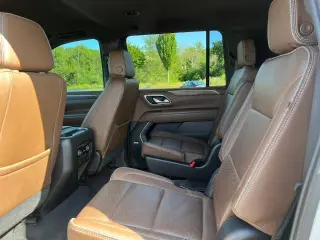 Chevrolet Suburban 2021 4x4 High Country 4dr SUV