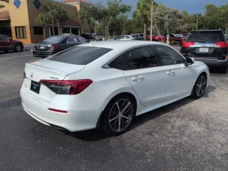Honda Civic 2024 Touring 4dr Sedan