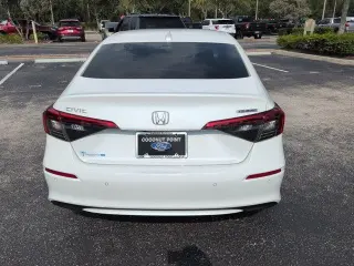 Honda Civic 2024 Touring 4dr Sedan