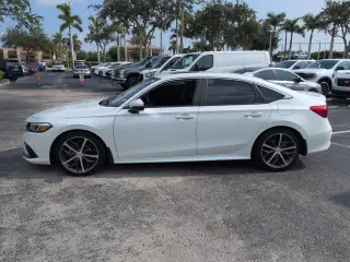 Honda Civic 2024 Touring 4dr Sedan
