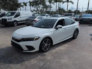 Honda Civic 2024 Touring 4dr Sedan