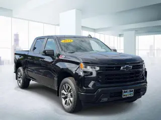 Chevrolet Silverado 1500 2023 4x4 RST 4p Camioneta de Cabina Completa 5.8 pies SB