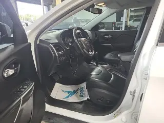 Jeep Cherokee 2021 Latitude Lux 4dr SUV