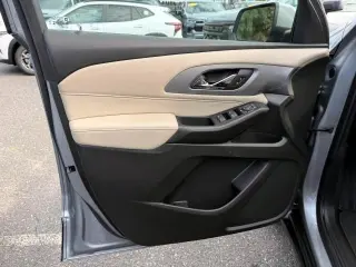 Chevrolet Traverse Limited 2024 4x4 LS 4p SUV con 1LS