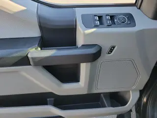 Ford F-150 2016 4x2 XL 4dr SuperCrew 5.5 ft. SB