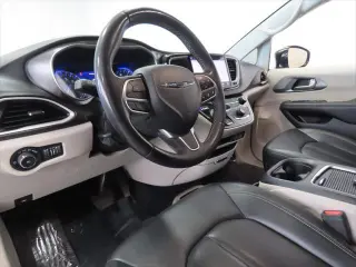 Chrysler Pacifica 2024 Touring L 4dr Minivan