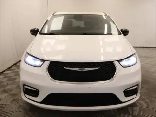Chrysler Pacifica 2024 Touring L 4dr Minivan