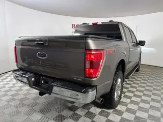 Ford F-150 2022 4x4 XLT 4p SuperCrew 5.5 ft. CB