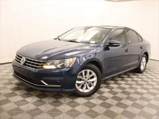 Volkswagen Passat 2018 2.0T S 4p Sedana