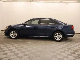 Volkswagen Passat 2018 2.0T S 4p Sedana