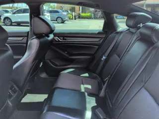 Honda Accord 2018 Sport 4dr Sedan (2.0T I4 10A)