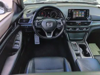 Honda Accord 2018 Sport 4dr Sedan (2.0T I4 10A)