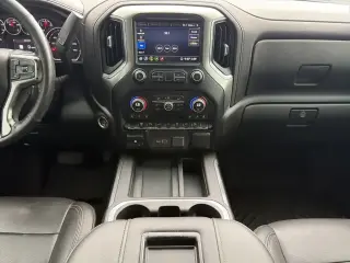 Chevrolet Silverado 3500HD 2020 4x4 LTZ 4dr Crew Cab SB SRW