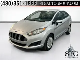 Ford Fiesta 2017 S 4dr Sedán
