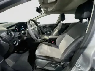 Ford Fiesta 2017 S 4dr Sedán