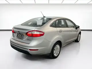 Ford Fiesta 2017 S 4dr Sedán