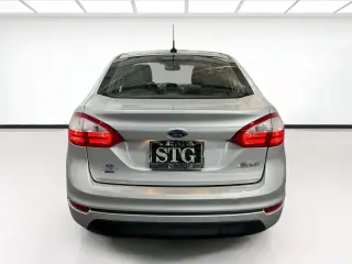 Ford Fiesta 2017 S 4dr Sedán