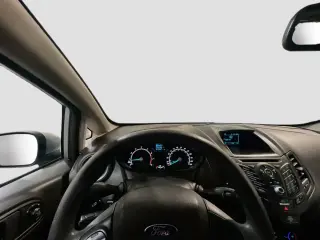 Ford Fiesta 2017 S 4dr Sedán