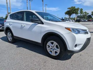 Toyota RAV4 2013 LE 4p SUV