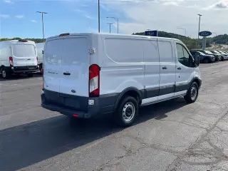 Ford Transit 2017 150 3p SWB techo bajo furgoneta de carga con puertas laterales de pasajeros 60/40