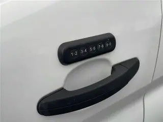 Ford Transit 2017 150 3p SWB techo bajo furgoneta de carga con puertas laterales de pasajeros 60/40