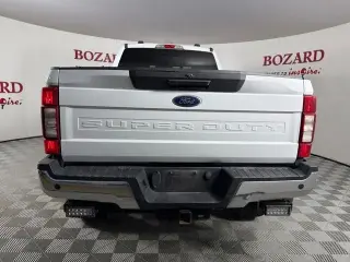 Ford F-250 Super Duty 2020 4x4 XLT 4p. Cabina de Tripulacion de 8 ft. Camion de Carrito