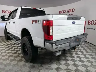 Ford F-250 Super Duty 2020 4x4 XLT 4p. Cabina de Tripulacion de 8 ft. Camion de Carrito