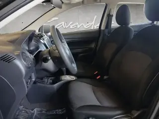 Mitsubishi Mirage 2023 ES 4p Hatchback