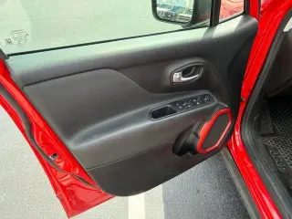 Jeep Renegade 2019 4x4 Trailhawk 4dr SUV