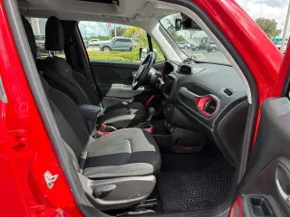 Jeep Renegade 2019 4x4 Trailhawk 4dr SUV