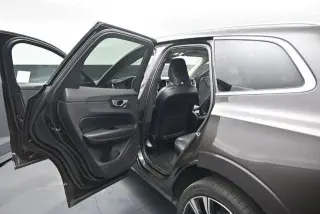 Volvo XC60 2023 AWD B5 Ultimate Bright Theme 4dr SUV