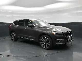 Volvo XC60 2023 AWD B5 Ultimate Bright Theme 4dr SUV