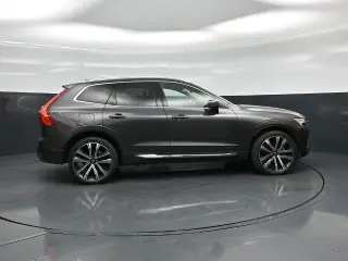 Volvo XC60 2023 AWD B5 Ultimate Bright Theme 4dr SUV