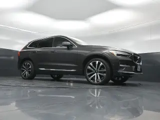 Volvo XC60 2023 AWD B5 Ultimate Bright Theme 4dr SUV