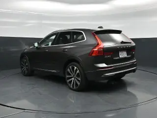 Volvo XC60 2023 AWD B5 Ultimate Bright Theme 4dr SUV