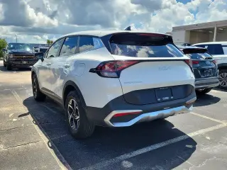 Kia Sportage 2023 AWD LX 4dr SUV