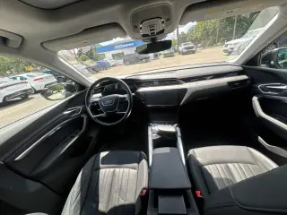 Audi e-tron 2024 AWD quattro Premium Plus 4dr SUV