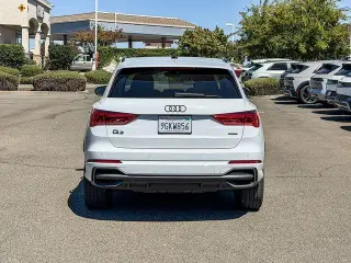 Audi Q3 2023 AWD quattro línea S Premium Plus 45 TFSI SUV 4p