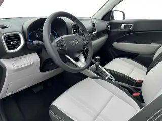 Hyundai VENUE 2025 SEL 4p Crossover