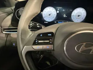 Hyundai ELANTRA 2024 SEL 4dr Sedan
