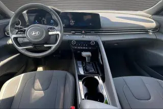 Hyundai ELANTRA 2025 SEL Convenience 4dr Sedan
