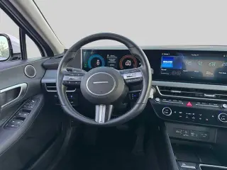Hyundai SONATA Hybrid 2025 SEL 4p Sedana