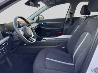 Hyundai SONATA Hybrid 2025 SEL 4p Sedana