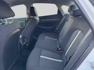 Hyundai SONATA Hybrid 2025 SEL 4p Sedana