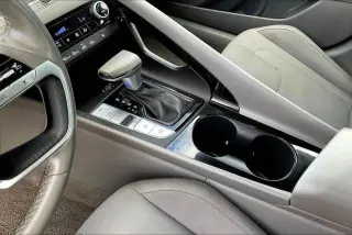 Hyundai ELANTRA 2025 SEL Conveniencia 4p Sedan