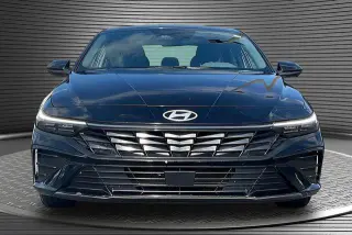 Hyundai ELANTRA 2025 SEL Conveniencia 4p Sedan