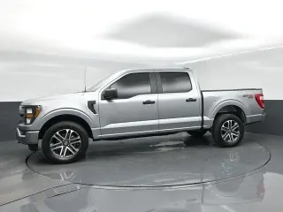 Ford F-150 2023 4x4 XL 4dr SuperCrew 5.5 ft. SB